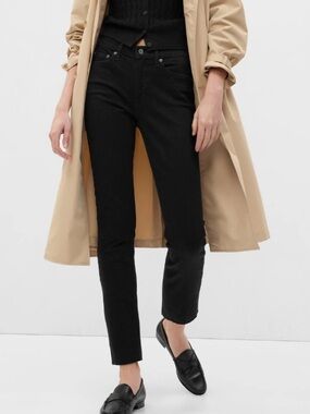 GAP Black Ankle Slim Straight Jeans